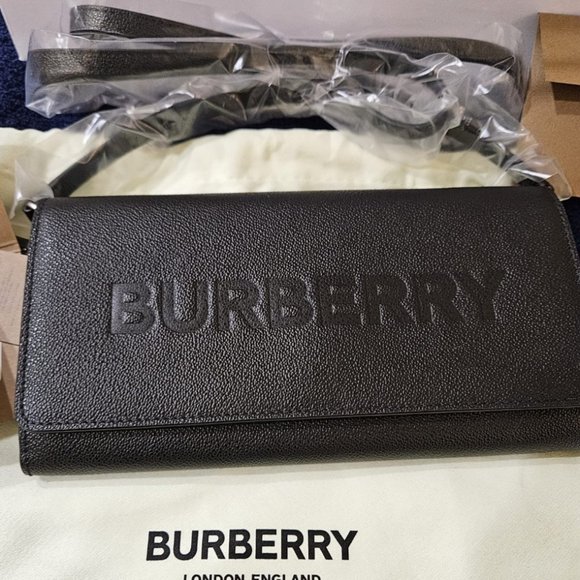 Brand New Burberry Wallet Bag With Tags and original receipt  - Burberry - Picture 1 of 6